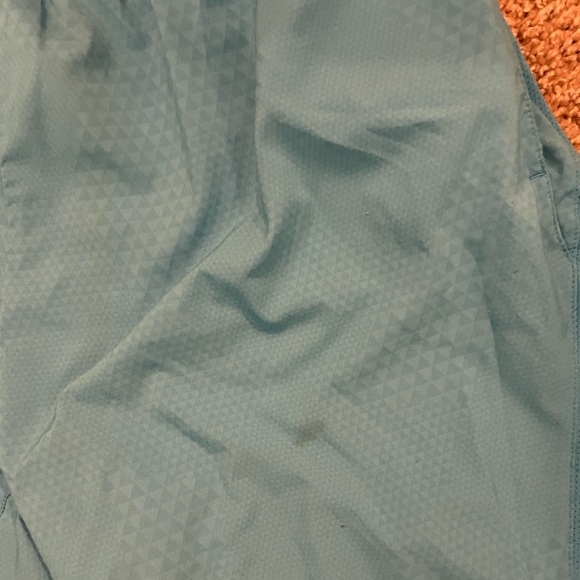 Mens Nike Dri-Fit running short large - Picture 2 of 3